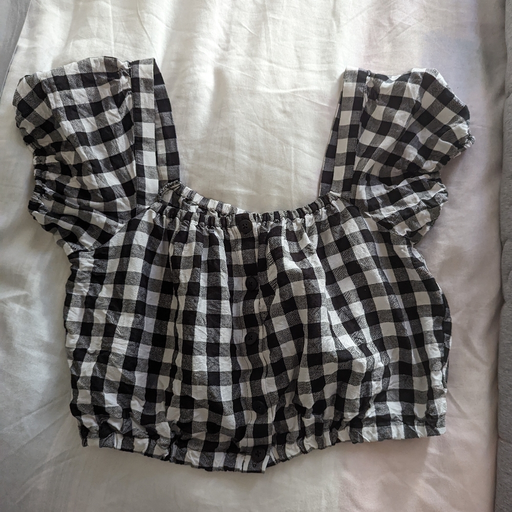Madewell Linen Blend Puff Sleeve Button Front Crop Top in Gingham Check - Picture 5 of 8